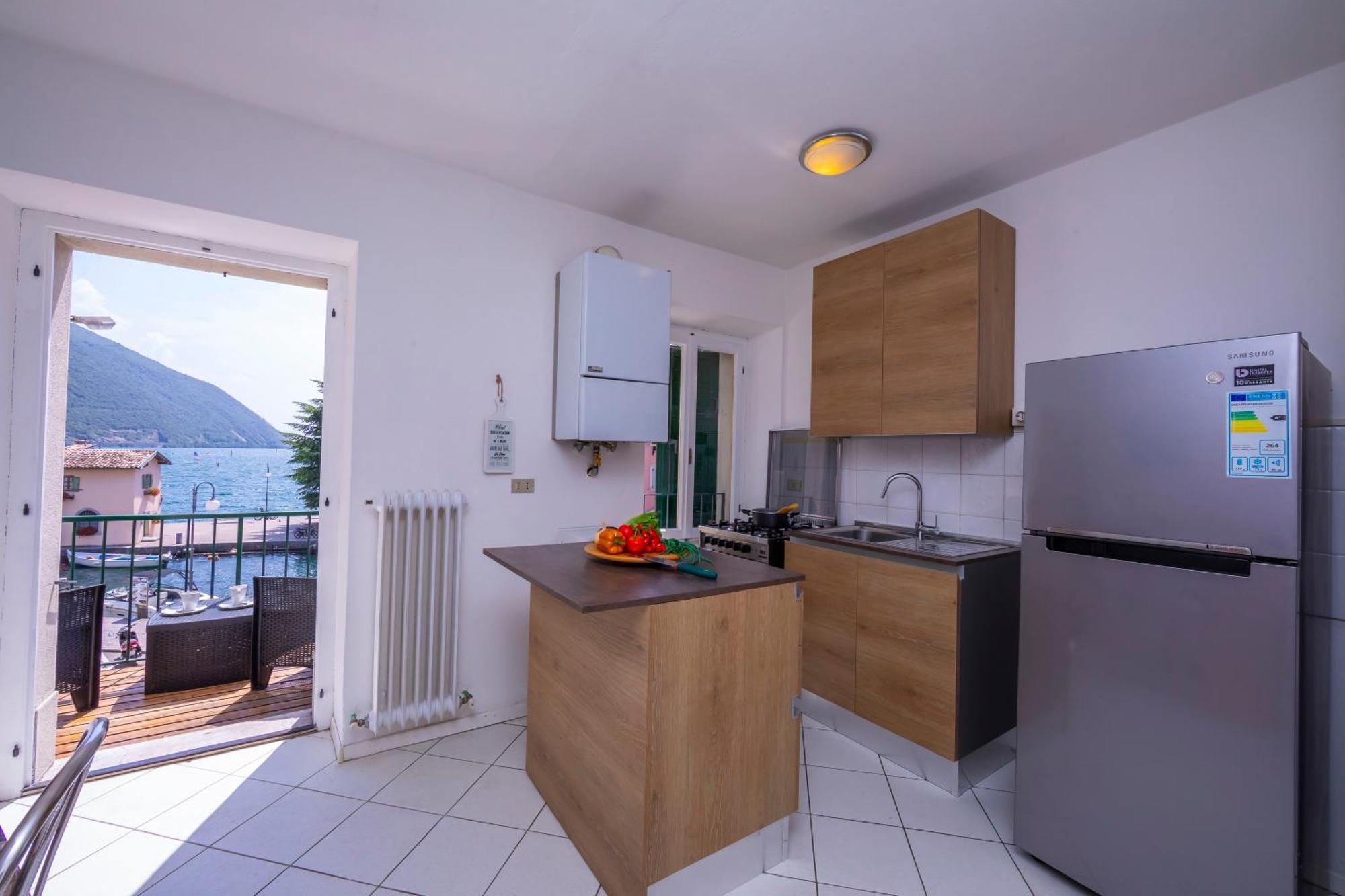 Dogana Best Lake View - Happy Rentals Torbole Sul Garda Eksteriør bilde