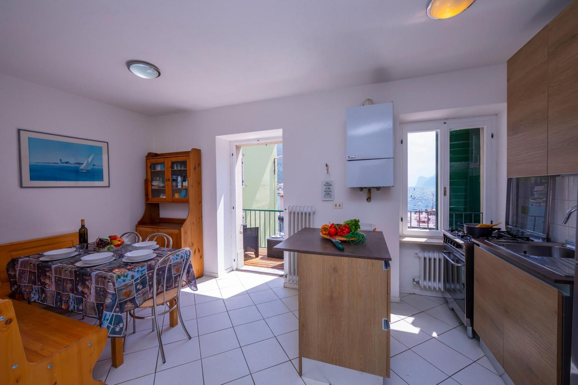 Dogana Best Lake View - Happy Rentals Torbole Sul Garda Eksteriør bilde